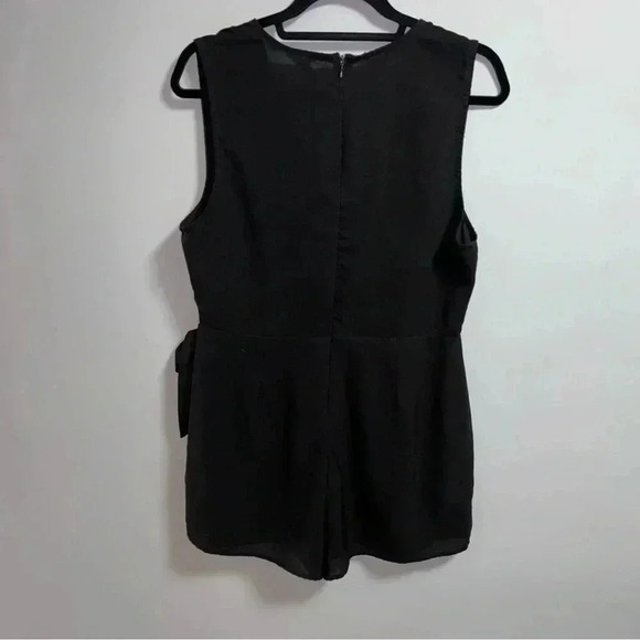Entro Romper - Picture 2 of 3